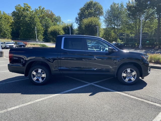 new 2025 Honda Ridgeline car, priced at $41,552