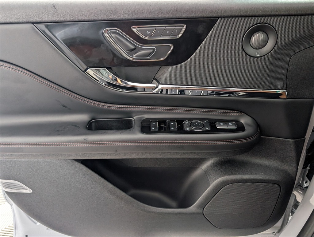 new 2025 Lincoln Corsair car, priced at $63,874