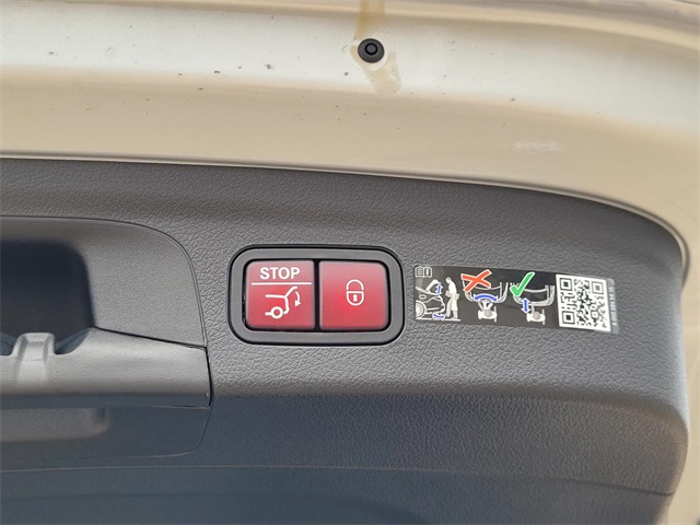 new 2026 Mercedes-Benz GLE car, priced at $79,500