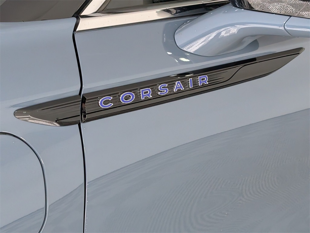 new 2025 Lincoln Corsair Plug-In Hybrid car