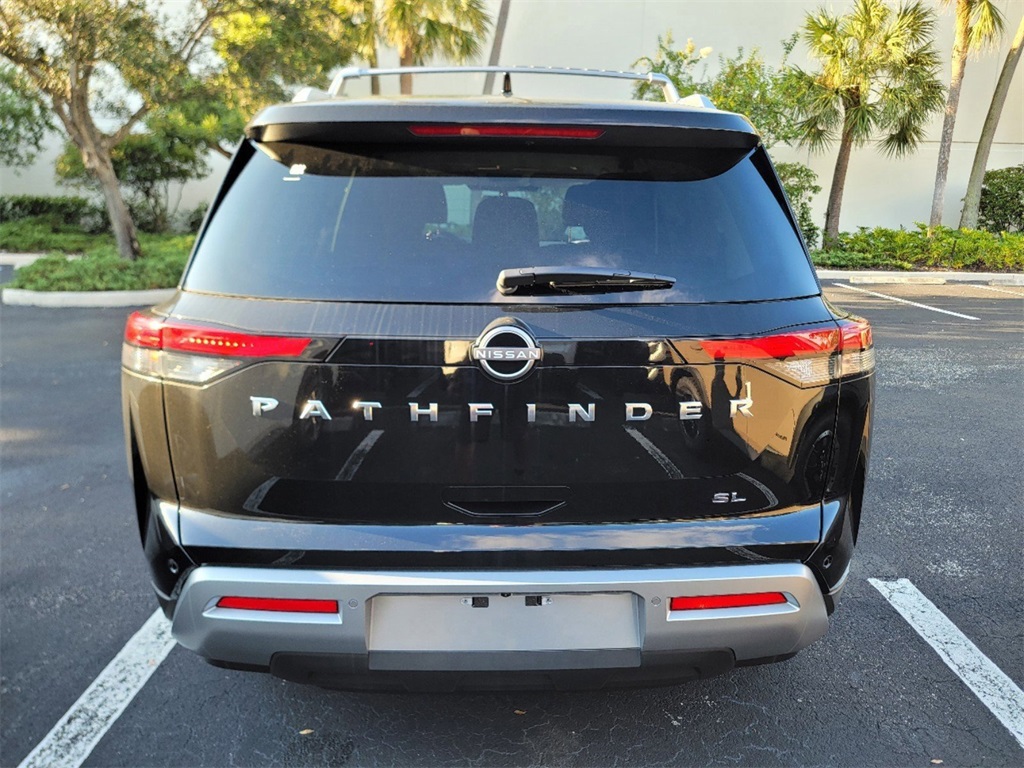 new 2025 Nissan Pathfinder car, priced at $40,472