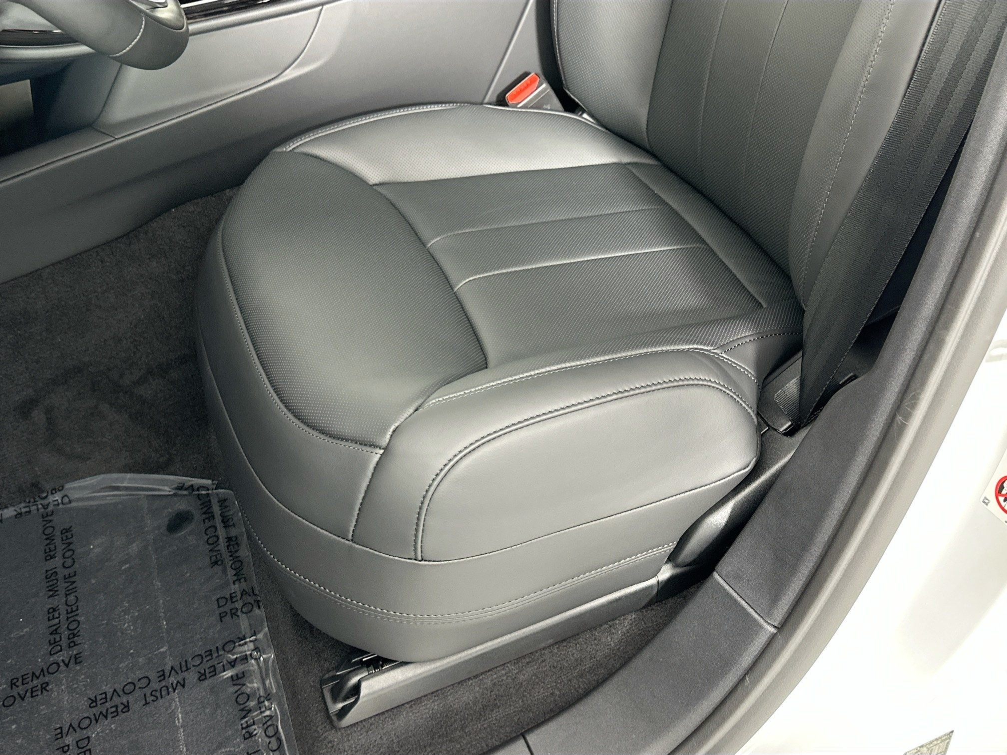 new 2025 Land Rover Range Rover Sport car, priced at $89,080