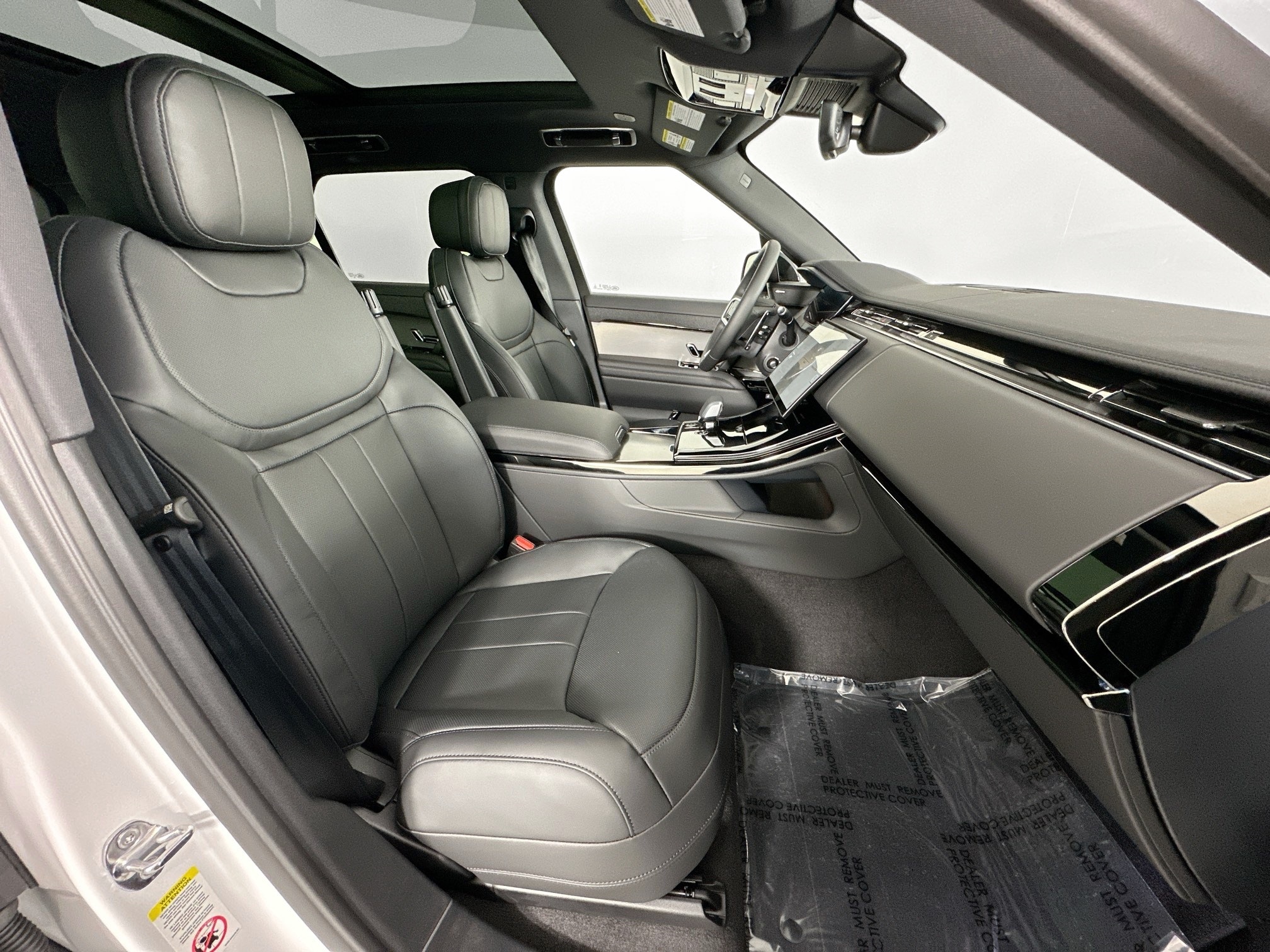 new 2025 Land Rover Range Rover Sport car, priced at $89,080