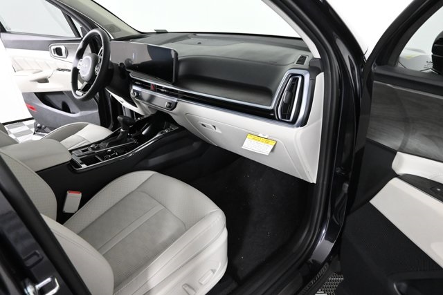new 2025 Kia Sorento car, priced at $41,987