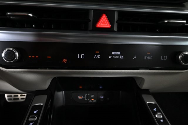 new 2025 Kia Sorento car, priced at $41,987
