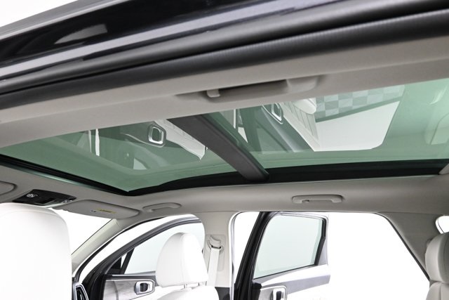 new 2025 Kia Sorento car, priced at $41,987