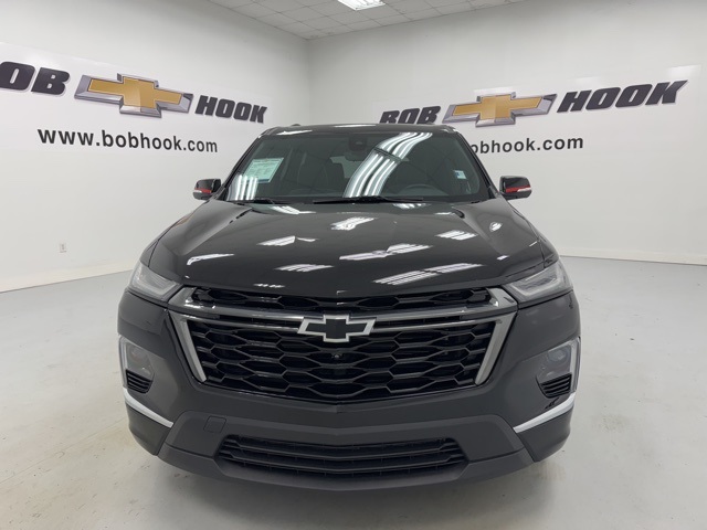 used 2023 Chevrolet Traverse car, priced at $41,984