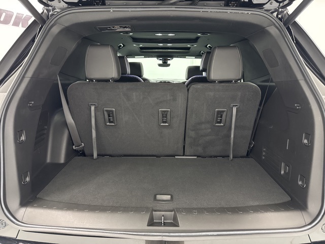 used 2023 Chevrolet Traverse car, priced at $41,984