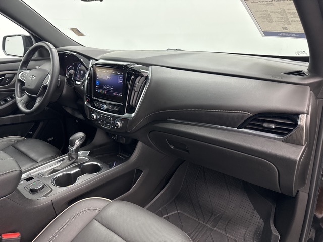 used 2023 Chevrolet Traverse car, priced at $41,984