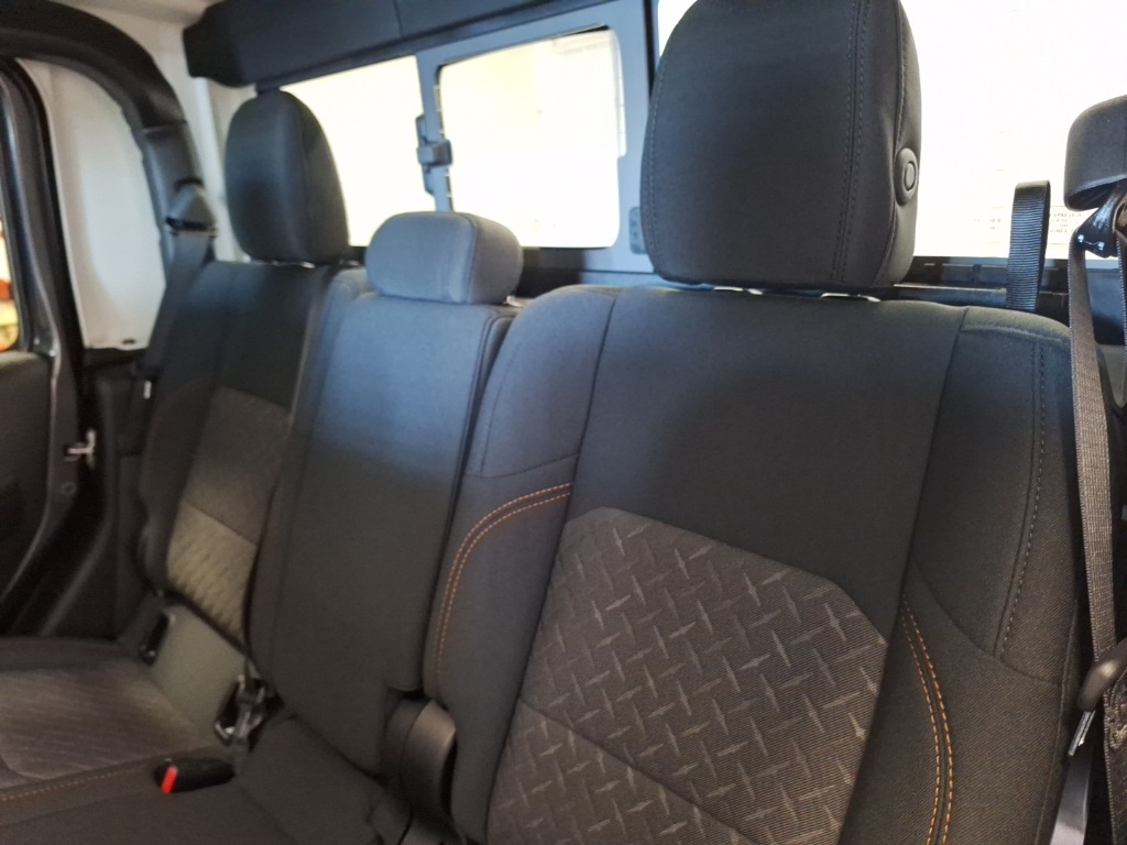 new 2025 Jeep Gladiator car, priced at $52,540