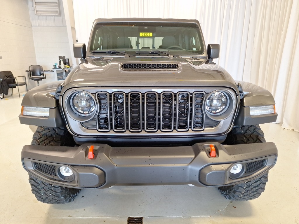 new 2025 Jeep Gladiator car, priced at $52,540