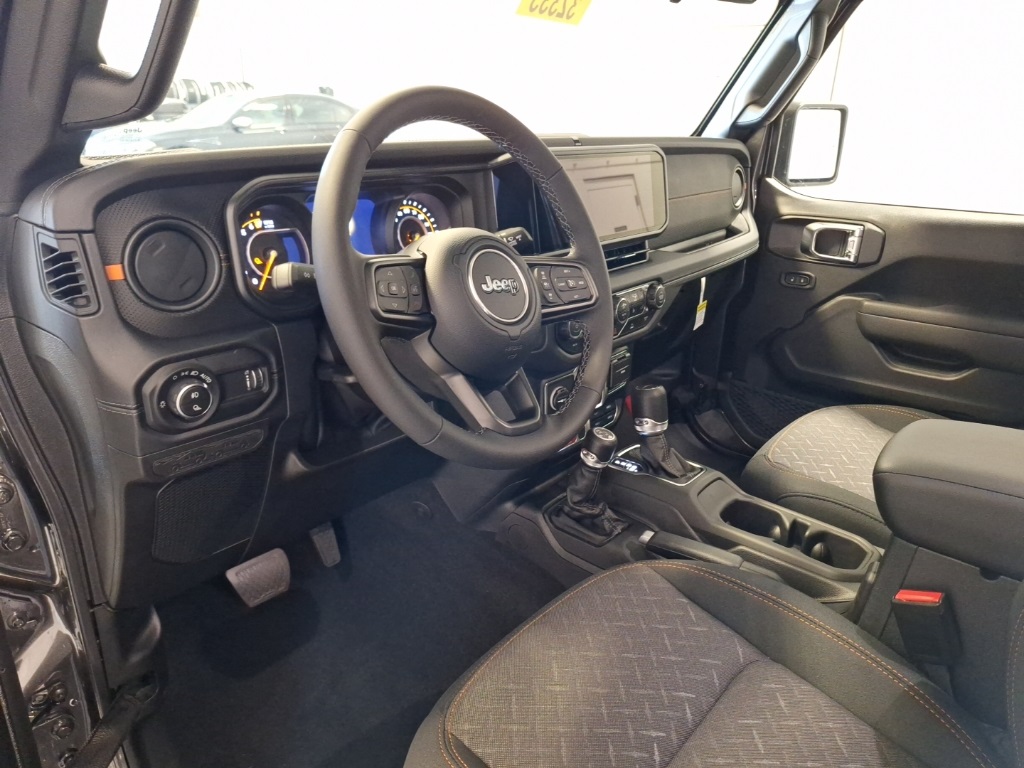 new 2025 Jeep Gladiator car, priced at $52,540