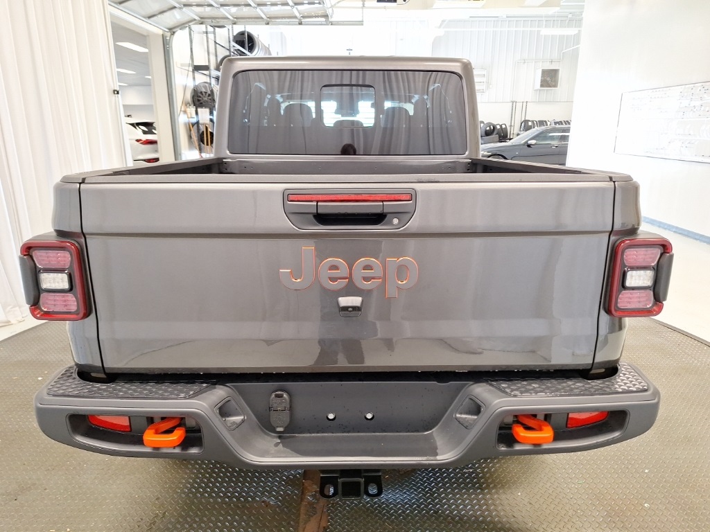 new 2025 Jeep Gladiator car, priced at $52,540
