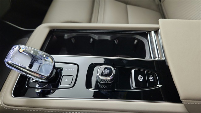 new 2026 Volvo XC90 car, priced at $78,750