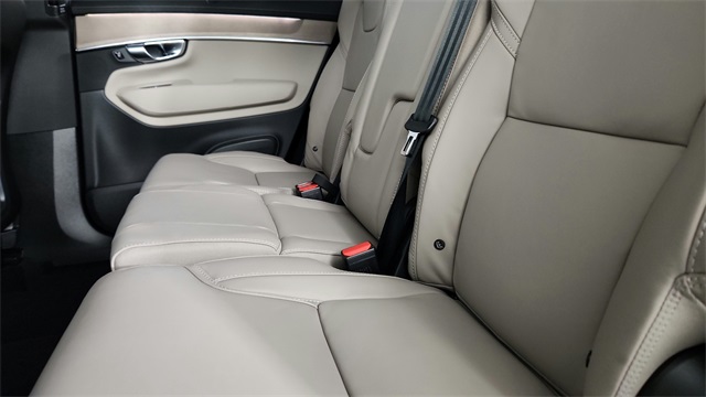 new 2026 Volvo XC90 car, priced at $78,750