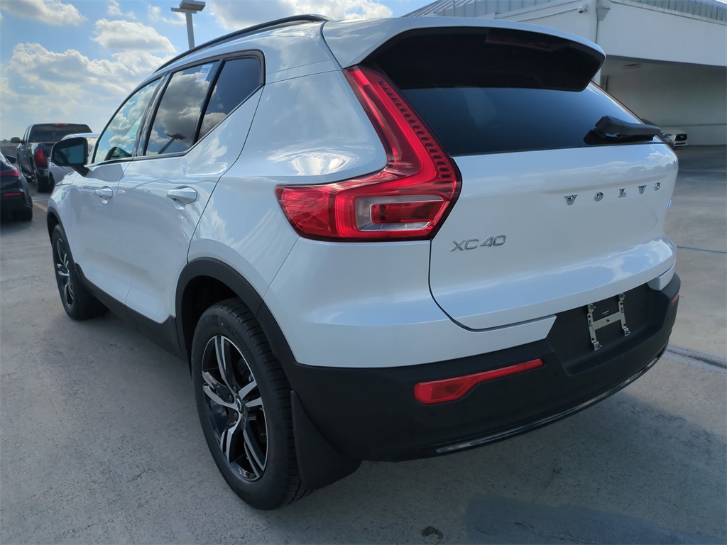 new 2026 Volvo XC40 car, priced at $44,385