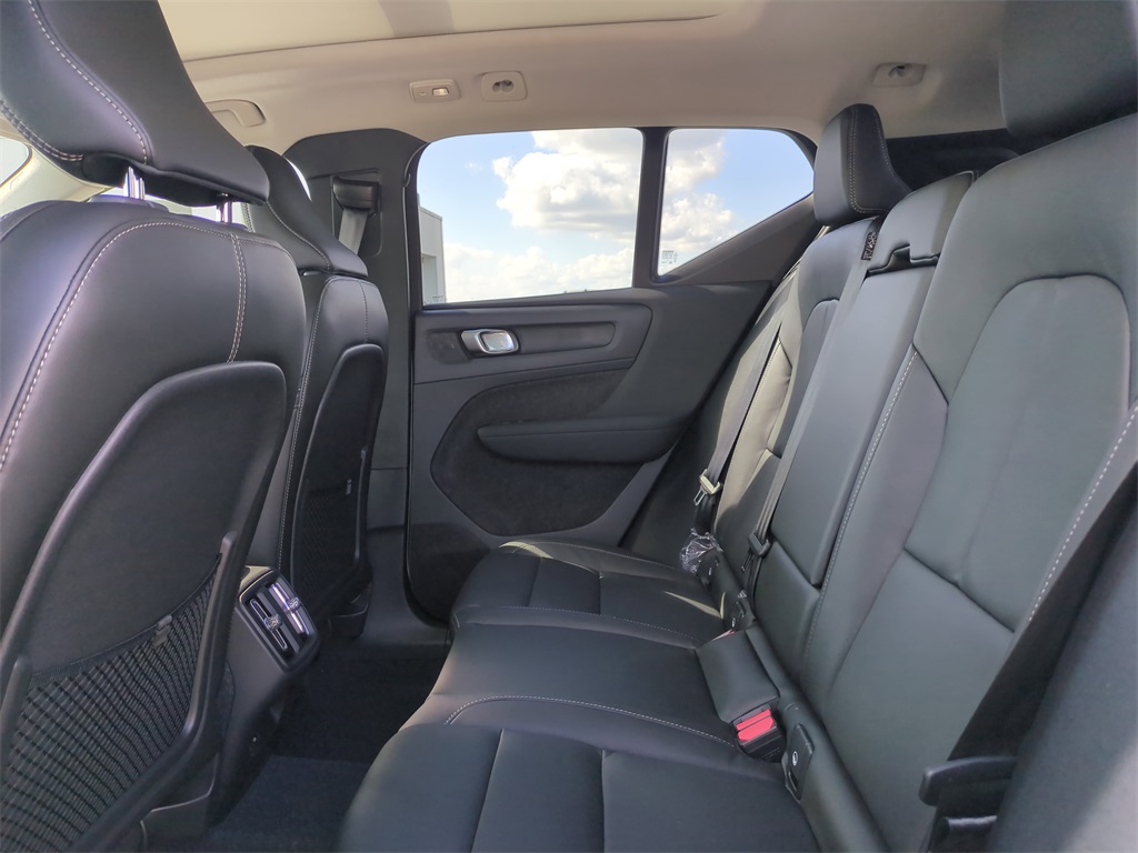 new 2026 Volvo XC40 car, priced at $44,385