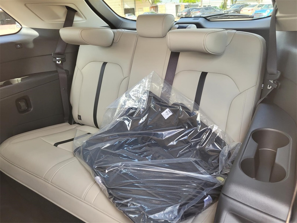 new 2025 Mazda CX-90 car, priced at $37,376