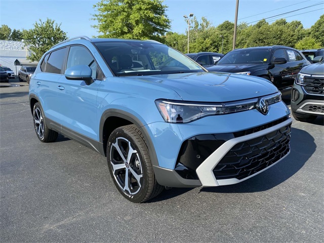 new 2025 Volkswagen Taos car, priced at $37,726