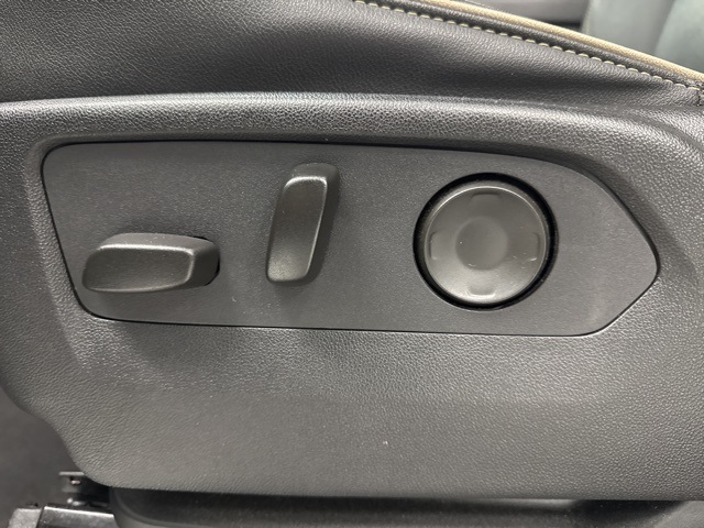 used 2024 Chevrolet Suburban car, priced at $55,988