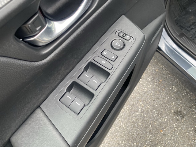 new 2026 Honda CR-V Hybrid car, priced at $39,591