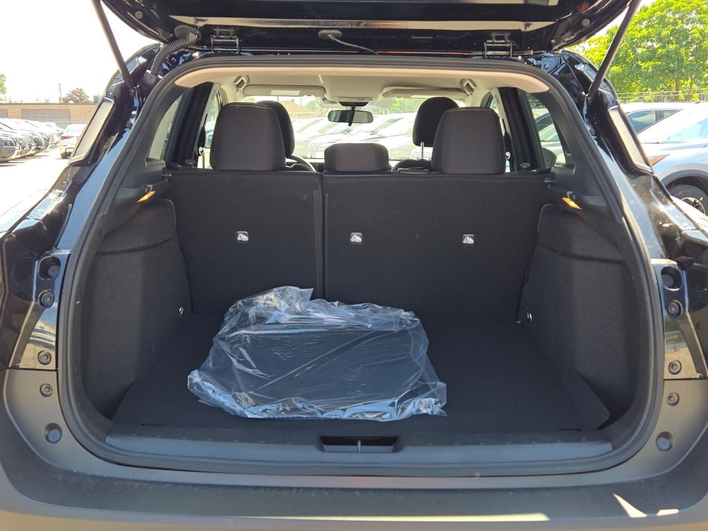 new 2025 Nissan Kicks car, priced at $27,180