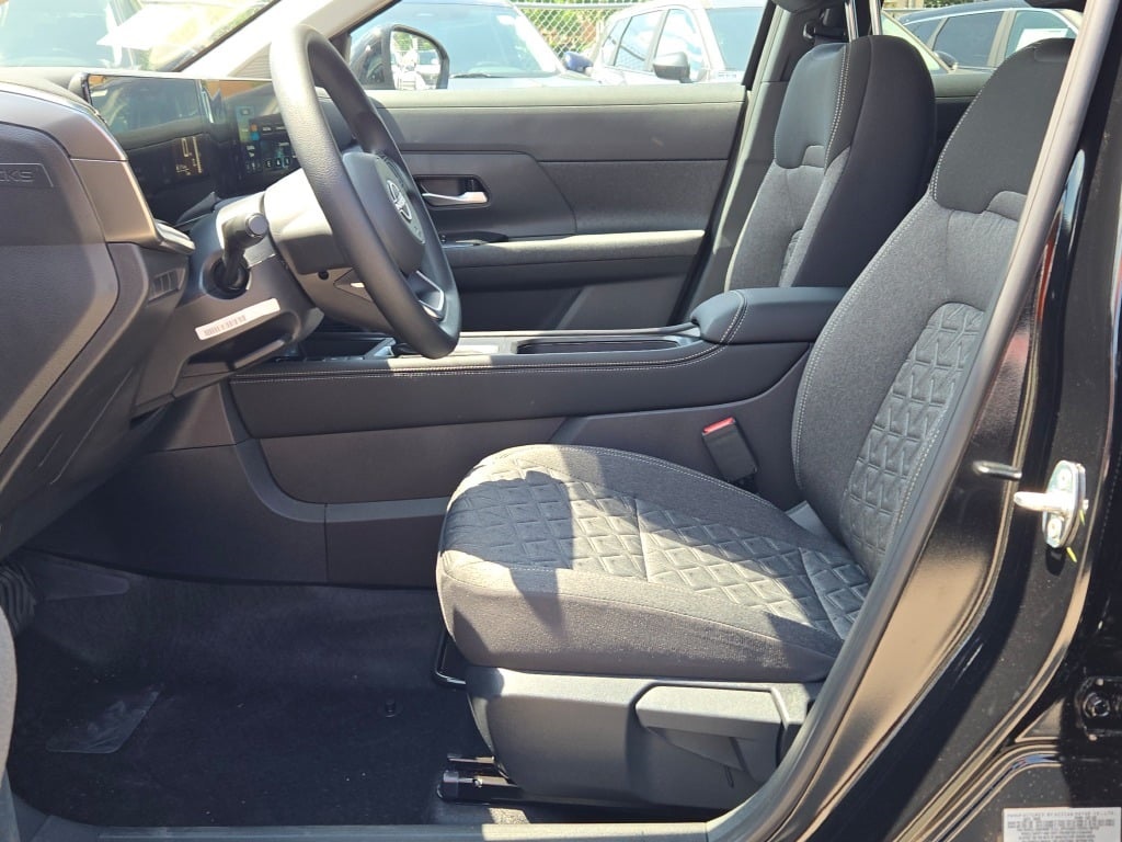 new 2025 Nissan Kicks car, priced at $27,180