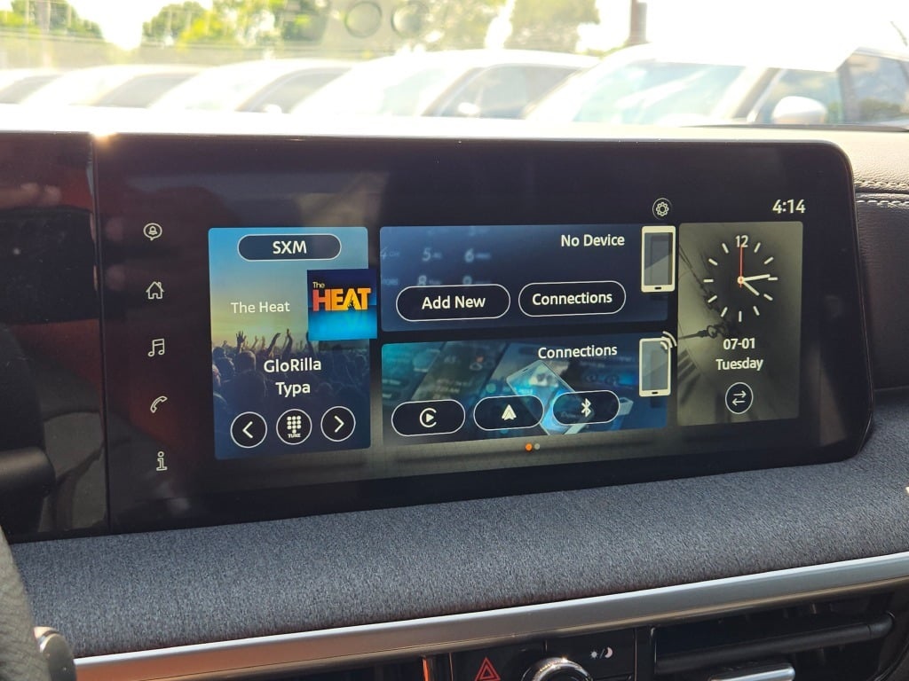 new 2025 Nissan Kicks car, priced at $27,180