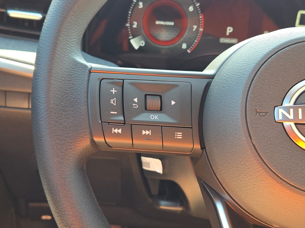 new 2025 Nissan Kicks car, priced at $27,180