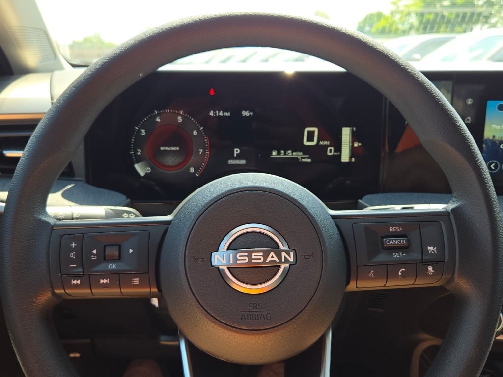new 2025 Nissan Kicks car, priced at $27,180