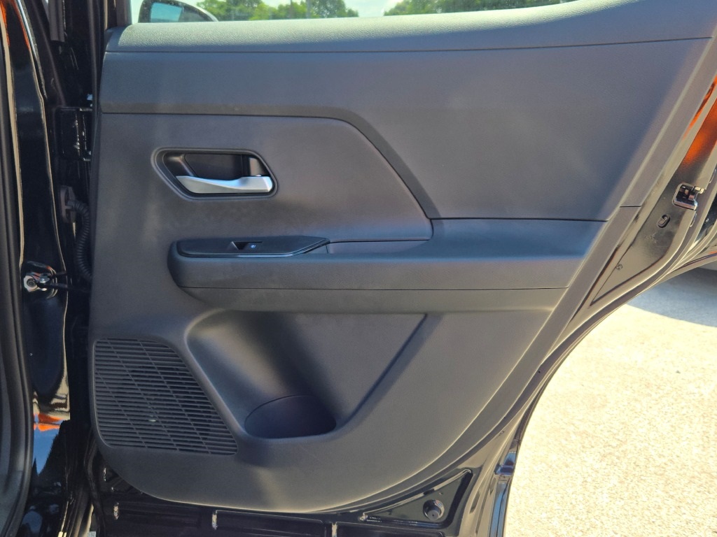 new 2025 Nissan Kicks car, priced at $27,180