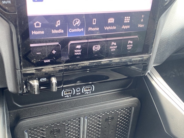 new 2025 Ram 3500 car, priced at $76,422