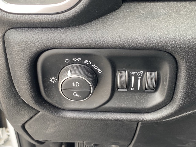 new 2025 Ram 3500 car, priced at $76,422