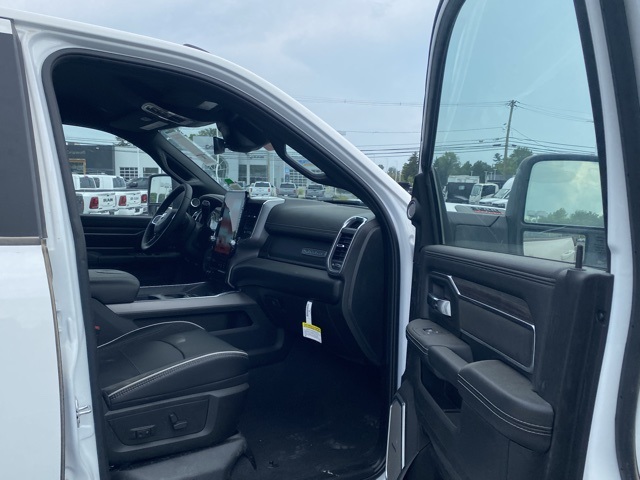 new 2025 Ram 3500 car, priced at $76,422