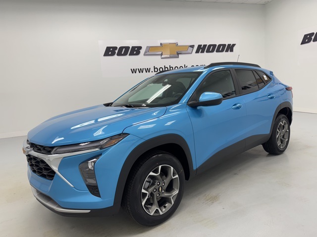 new 2025 Chevrolet Trax car, priced at $23,890