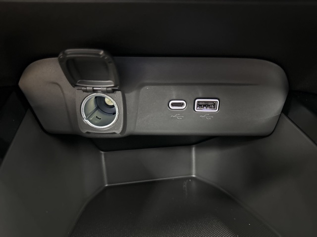 new 2025 Chevrolet Trax car, priced at $23,890