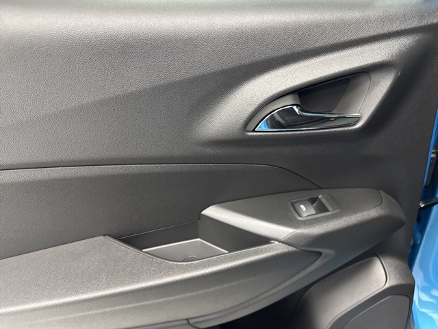 new 2025 Chevrolet Trax car, priced at $23,890