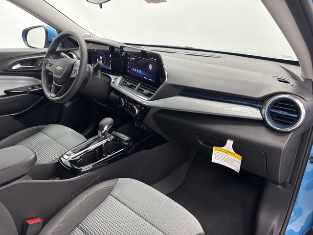 new 2025 Chevrolet Trax car, priced at $23,890