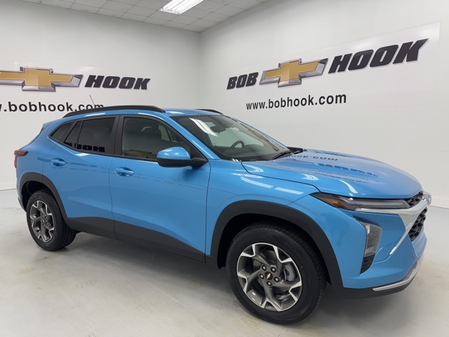 new 2025 Chevrolet Trax car, priced at $23,890