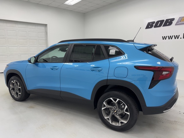 new 2025 Chevrolet Trax car, priced at $23,890