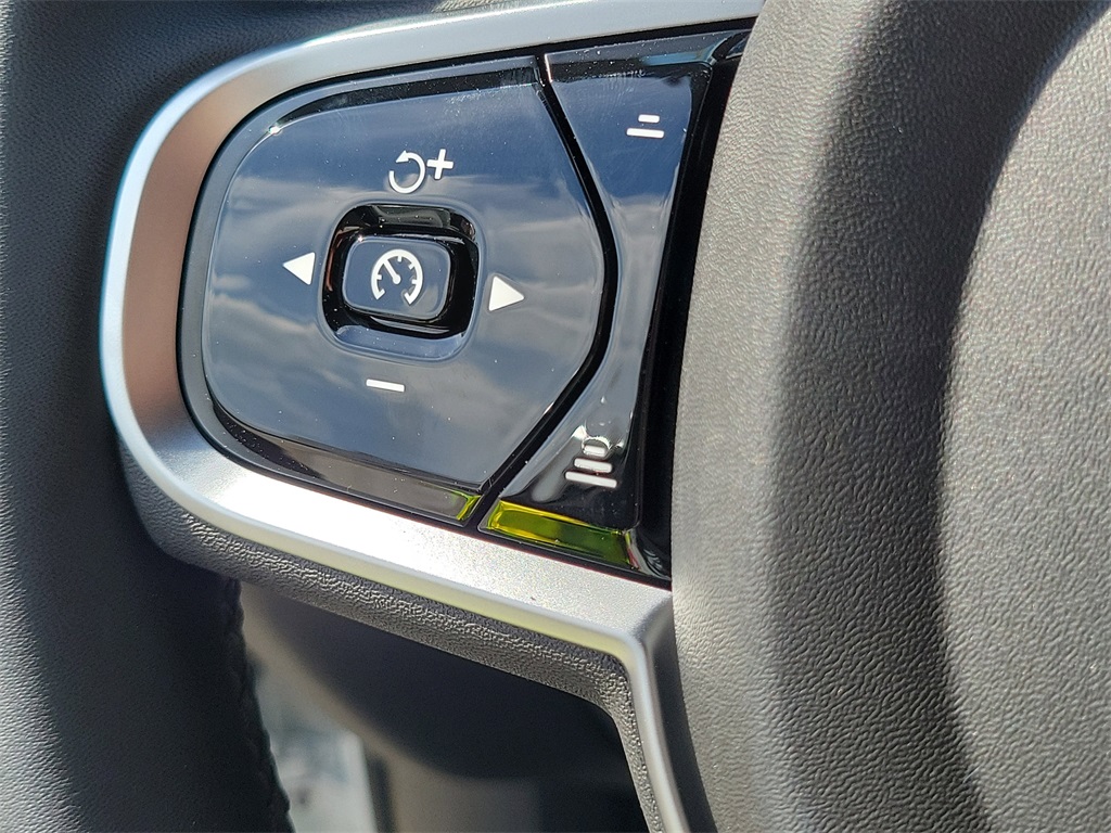 new 2026 Volvo XC90 car, priced at $68,825