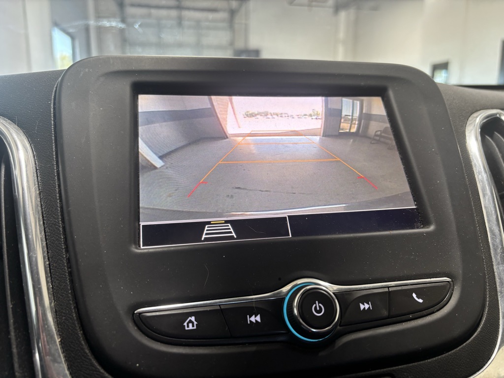 used 2023 Chevrolet Equinox car, priced at $17,495
