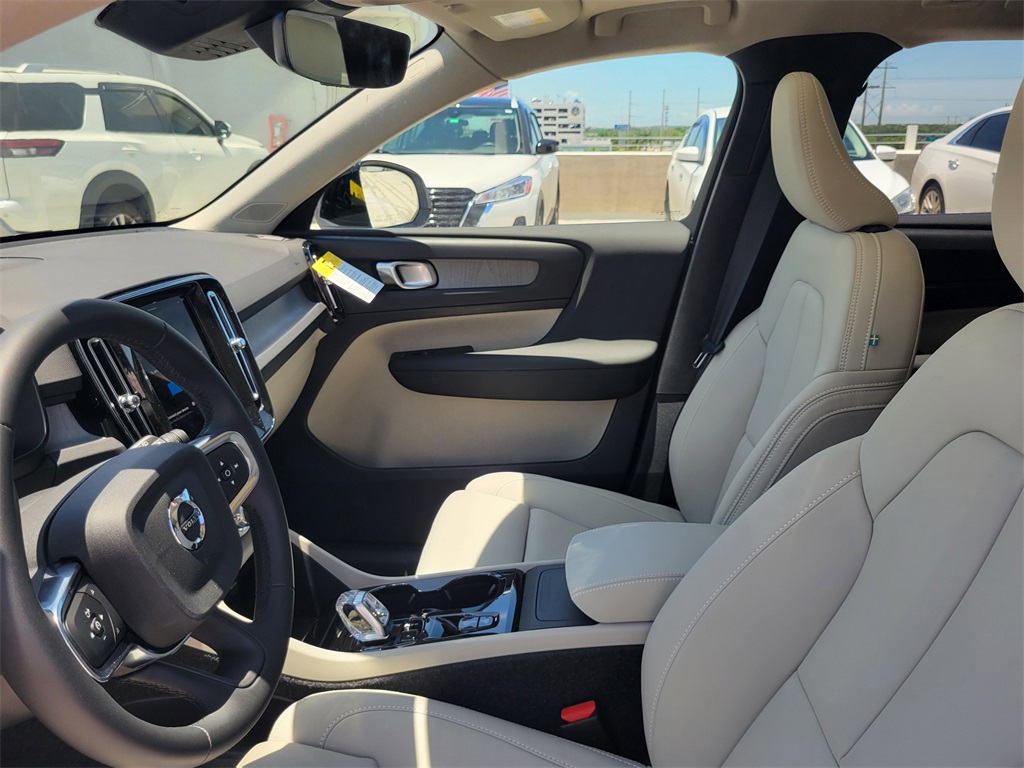 new 2026 Volvo XC40 car, priced at $50,150