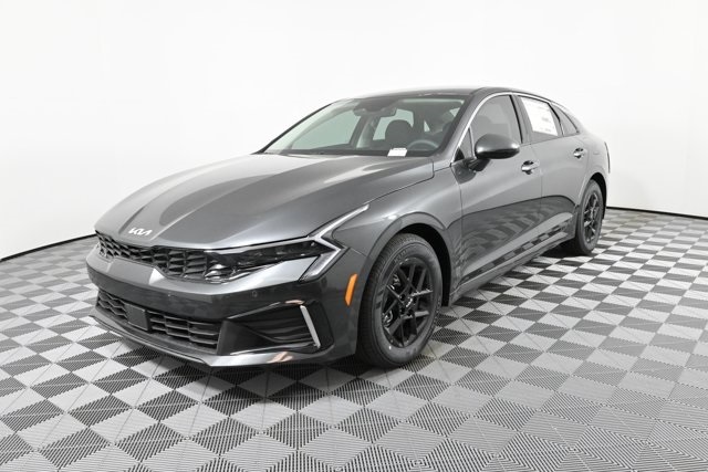 new 2025 Kia K5 car, priced at $28,552