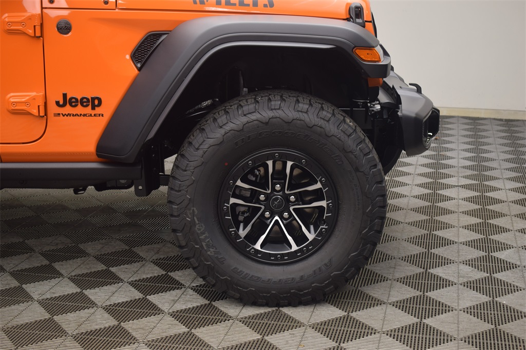 new 2025 Jeep Wrangler car, priced at $51,912