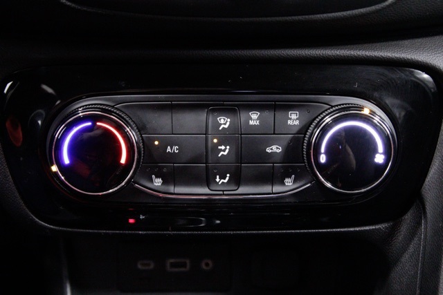 used 2022 Buick Encore GX car, priced at $19,900
