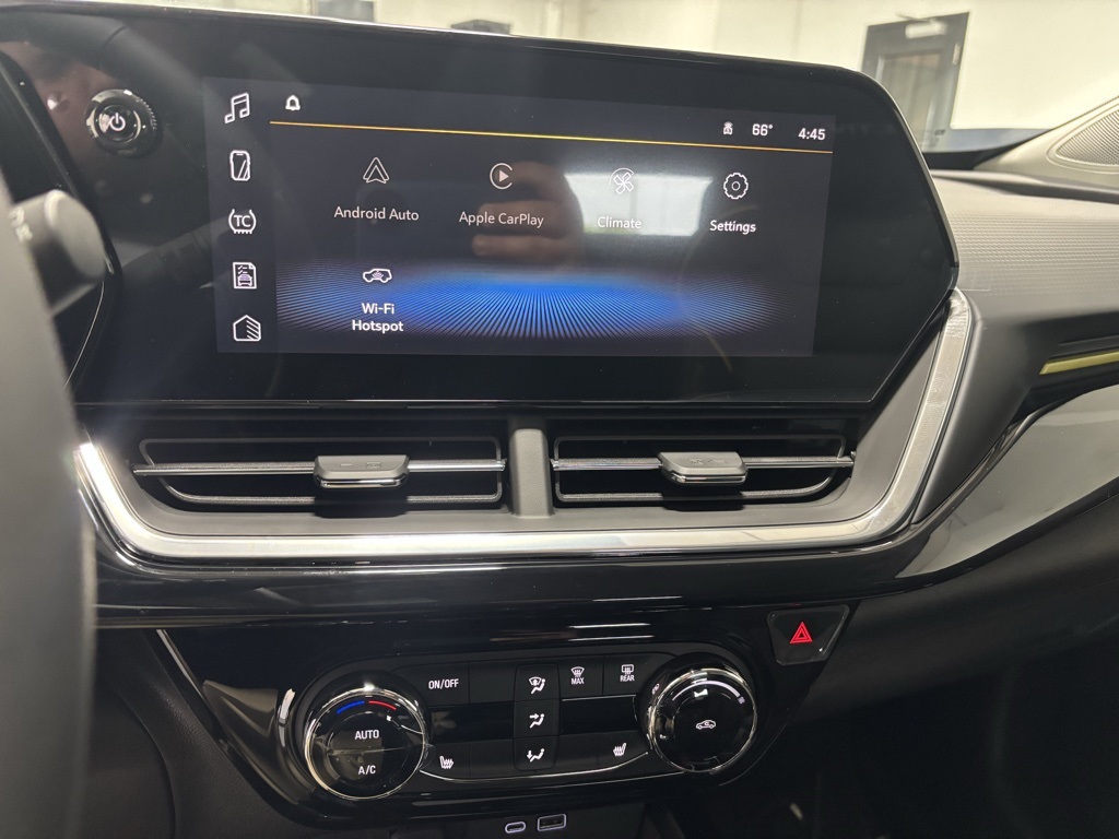 new 2025 Chevrolet Trax car, priced at $25,498