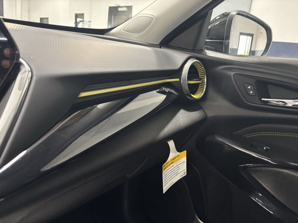 new 2025 Chevrolet Trax car, priced at $25,498