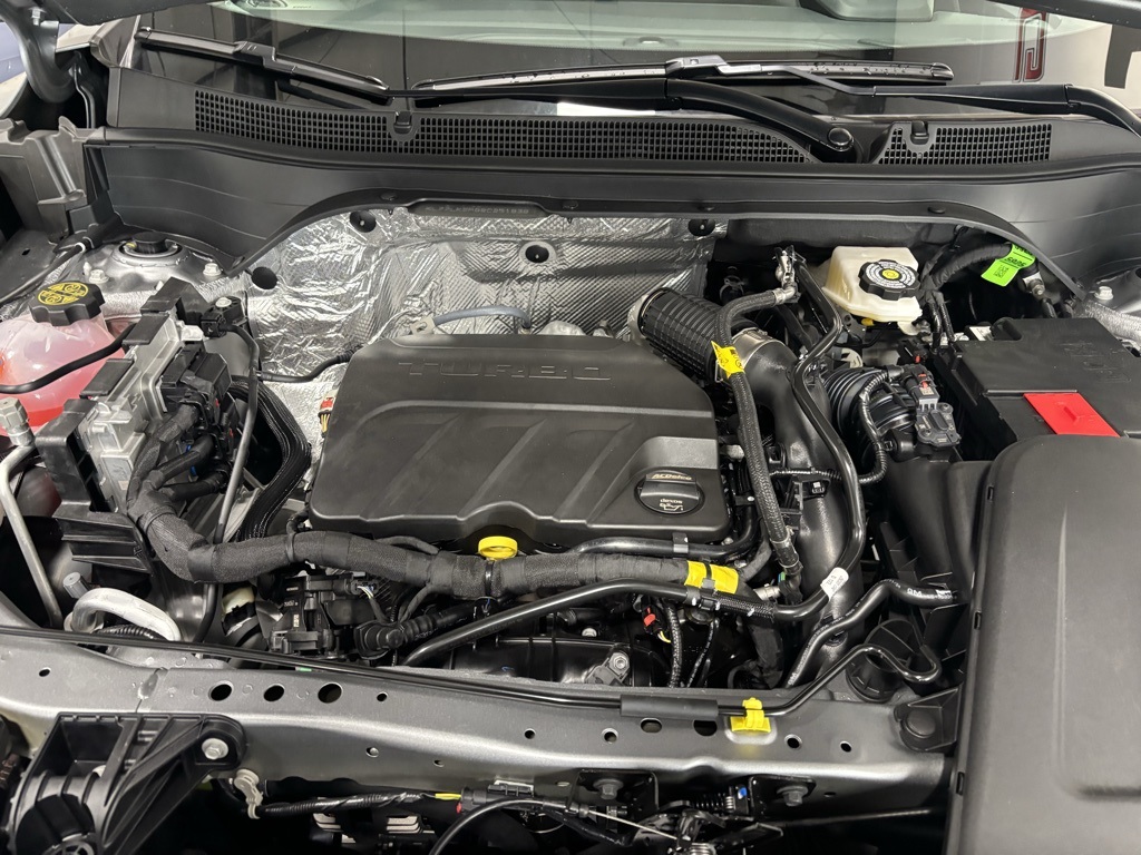 new 2025 Chevrolet Trax car, priced at $25,498