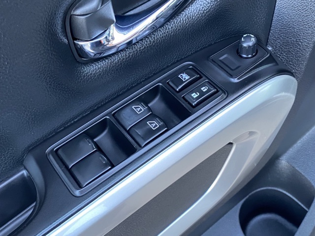 used 2019 Nissan Titan car, priced at $28,470
